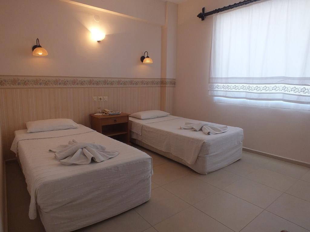 Hotel Dorukhan Kusadası Quarto foto