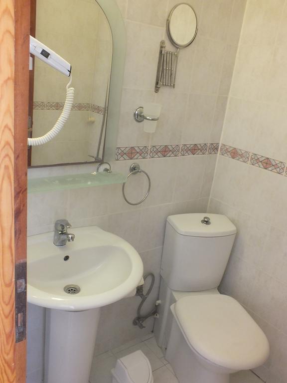 Hotel Dorukhan Kusadası Quarto foto